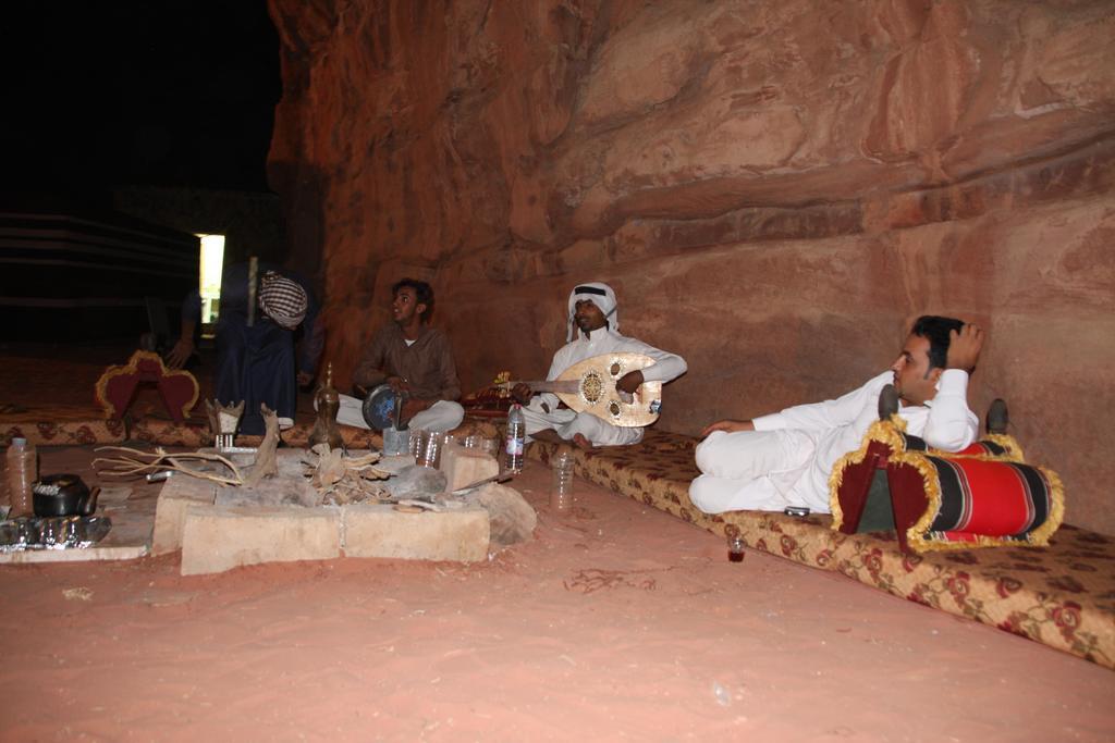 Wadi Rum Sleep Under The Stars ภายนอก รูปภาพ