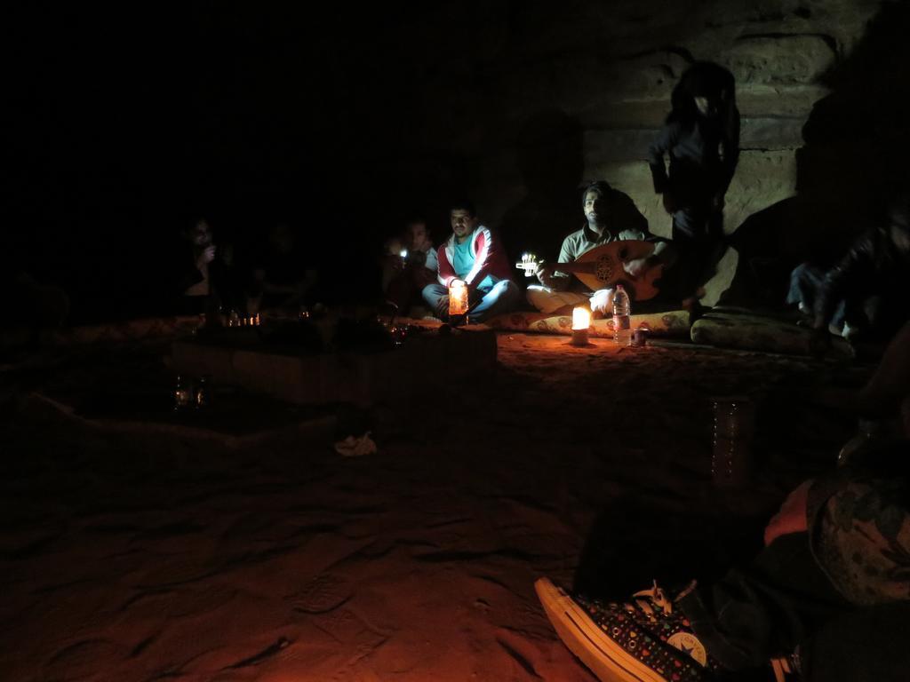 Wadi Rum Sleep Under The Stars ภายนอก รูปภาพ