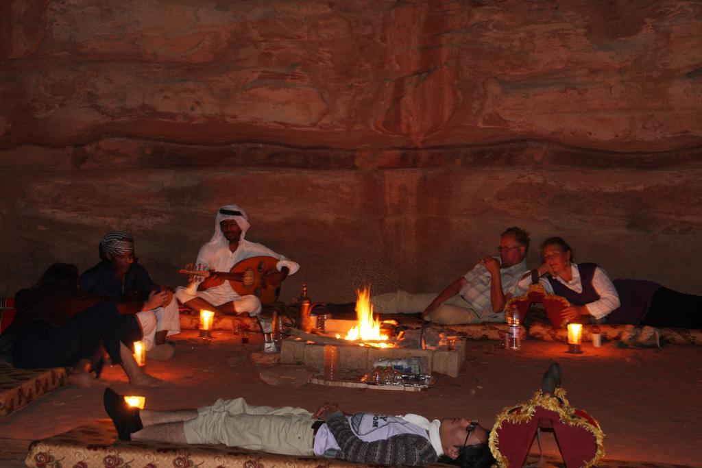 Wadi Rum Sleep Under The Stars ภายนอก รูปภาพ