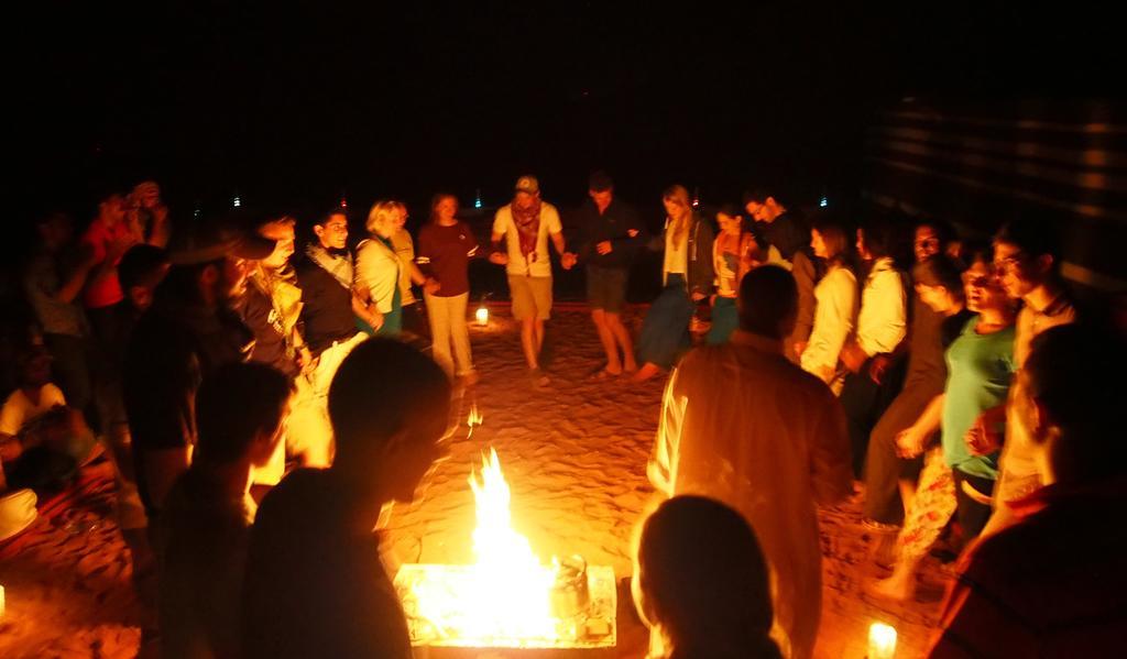 Wadi Rum Sleep Under The Stars ภายนอก รูปภาพ